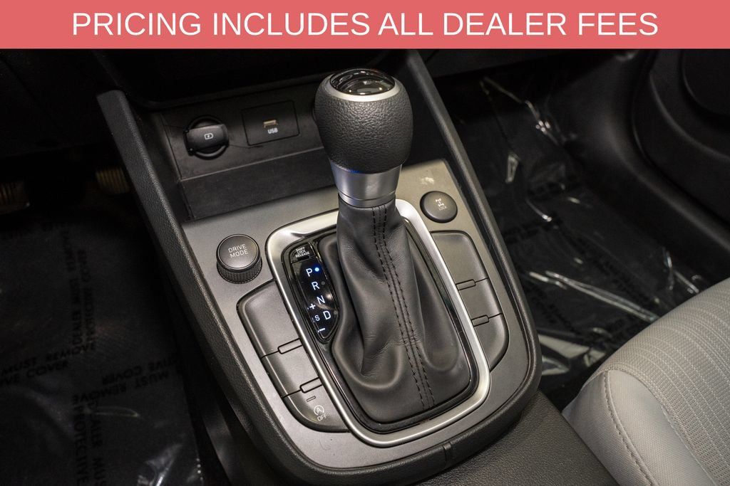 Used 2022 Hyundai Kona SEL AWD/4WD image 14