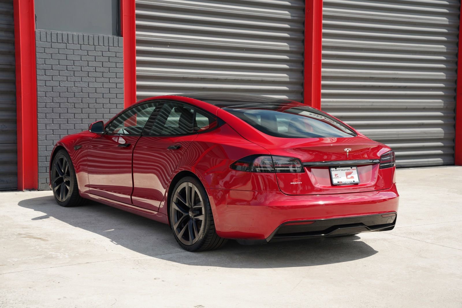 Used 2022 Tesla Model S image 8