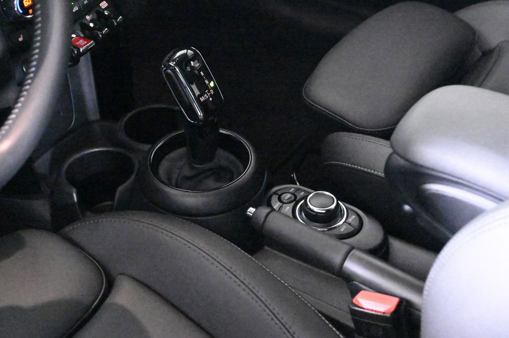 Used 2023 MINI Cooper S image 14