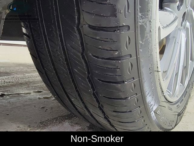 Used 2023 Lincoln Corsair Reserve w/ Equipment Group 201A image 11