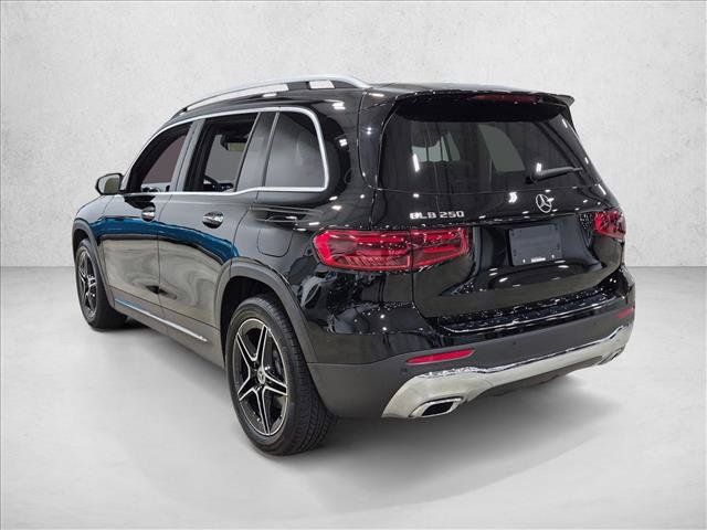 Used 2026 Mercedes-Benz GLB 250 image 8