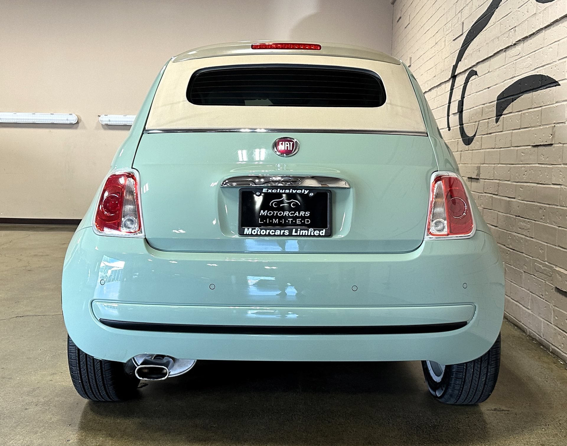 Used 2015 FIAT 500 Pop FWD image 7