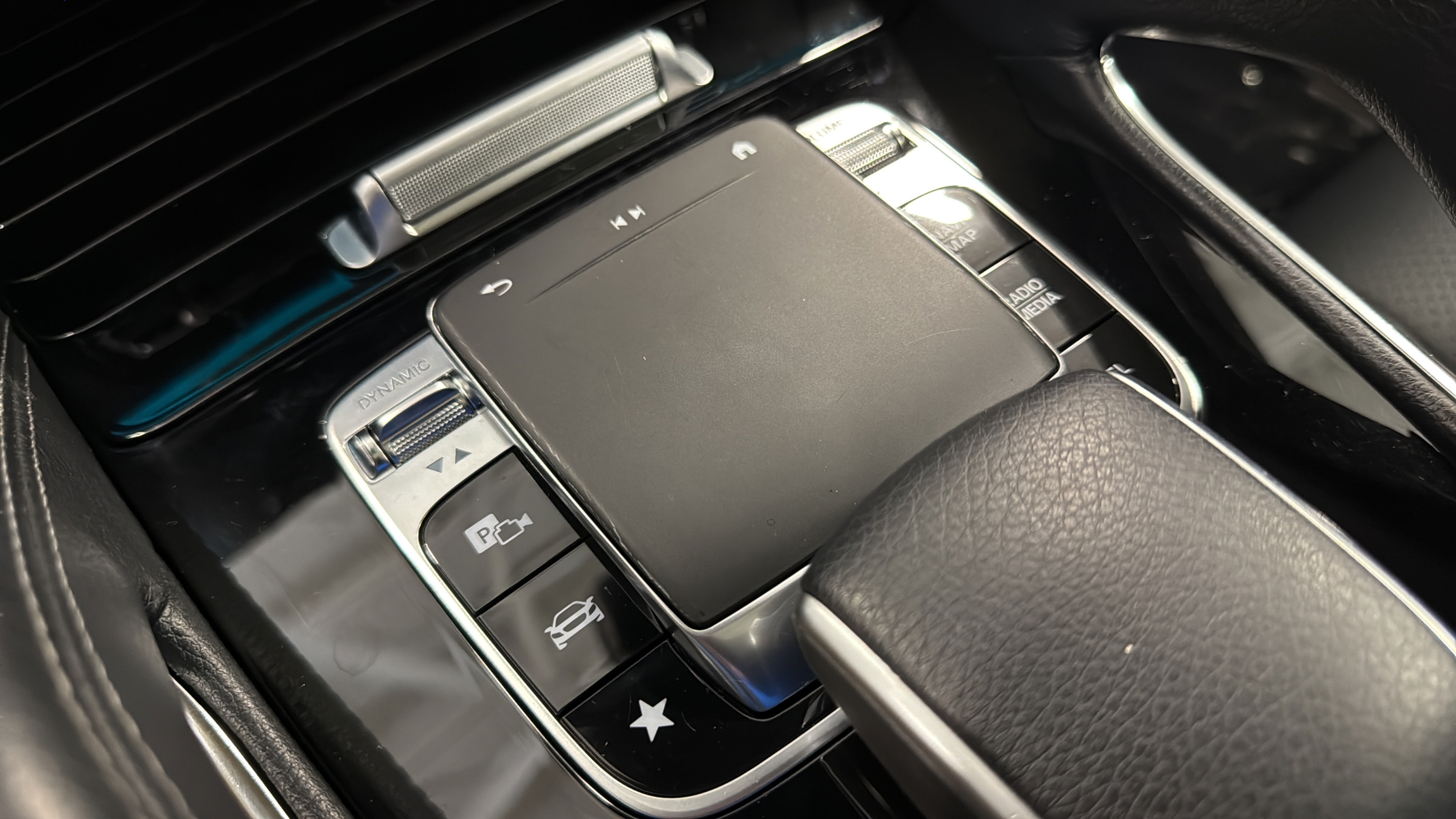 Certified 2020 Mercedes-Benz GLE 350 4MATIC image 41