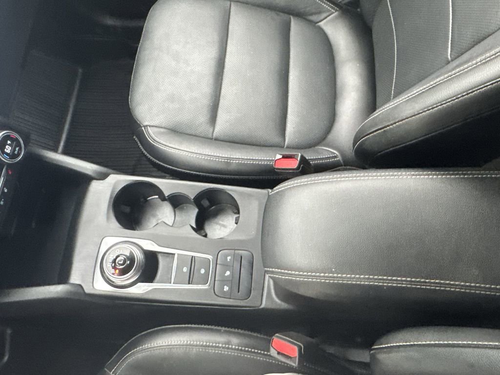 Certified 2020 Ford Escape Titanium image 21
