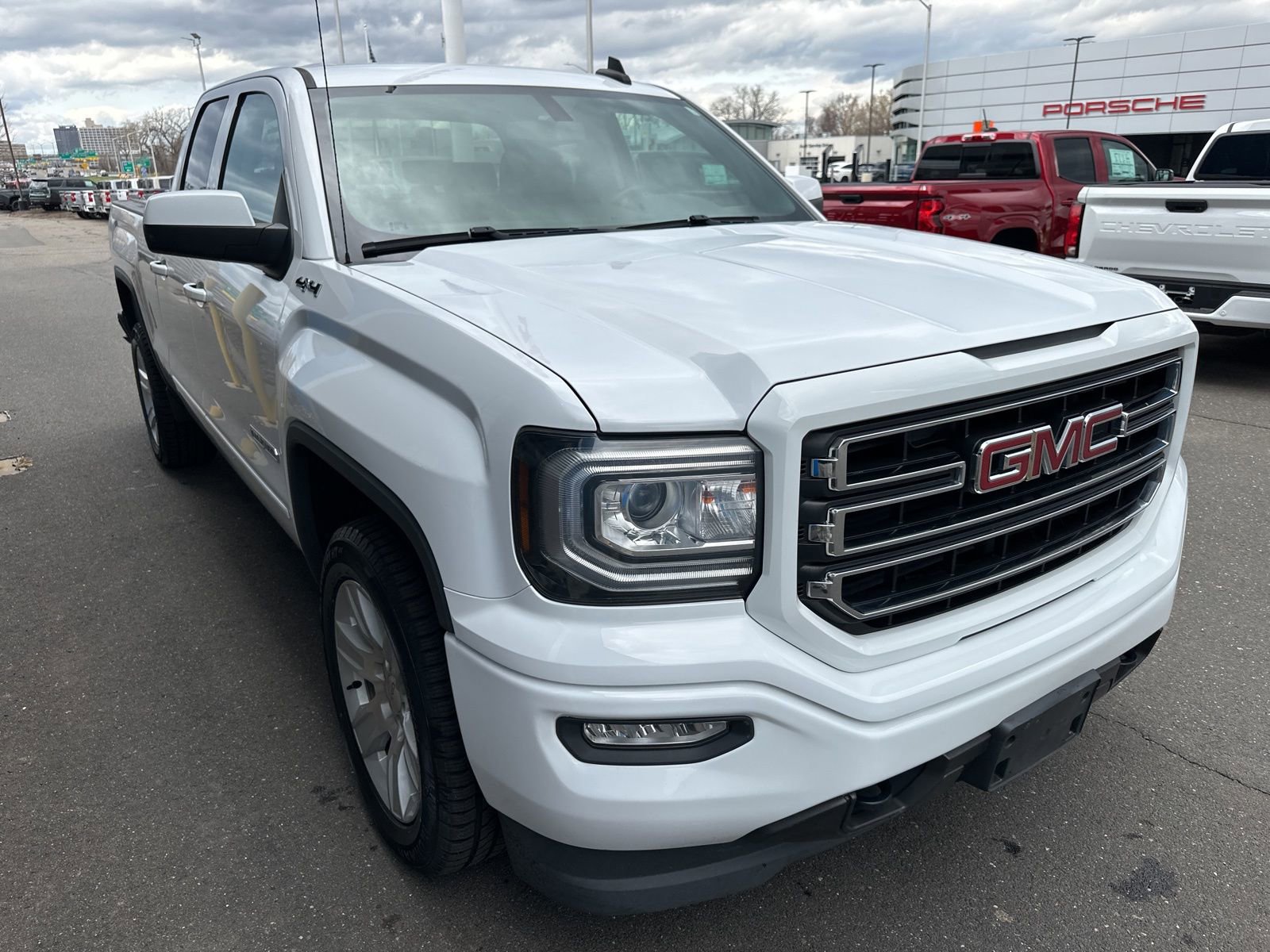 Used 2018 GMC Sierra 1500 4x4 Double Cab w/ Elevation Edition image 3