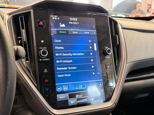 Used 2024 Subaru Crosstrek 2.0i Premium image 18