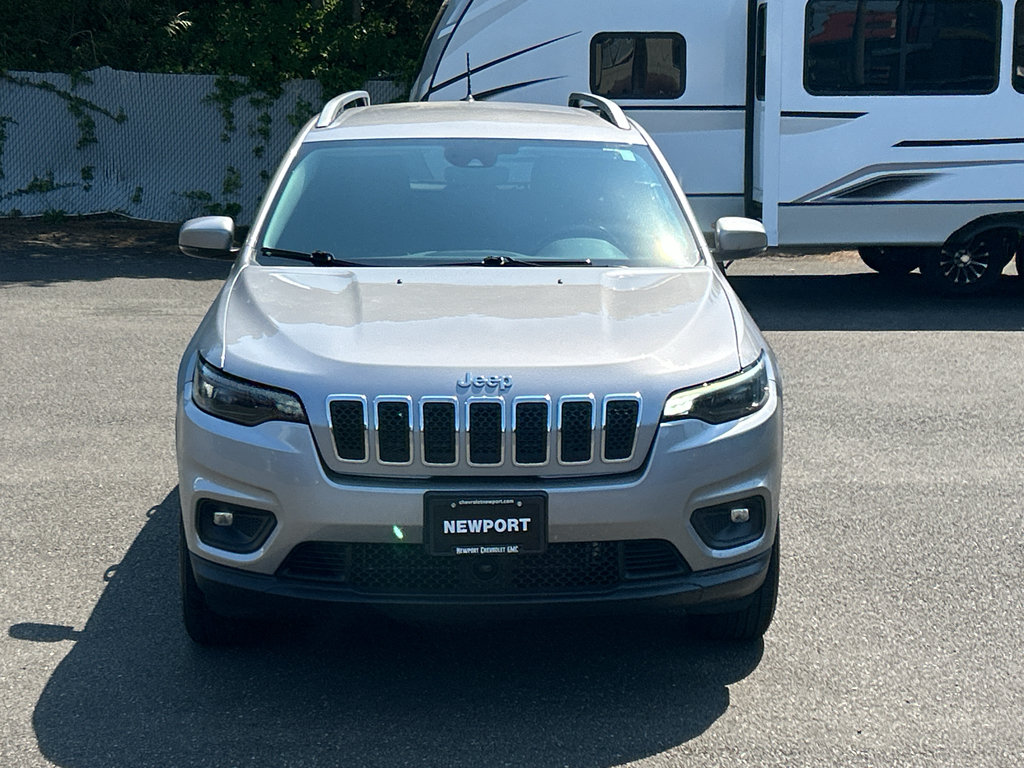 Used 2021 Jeep Cherokee Latitude Lux w/ Comfort/Convenience Group AWD/4WD image 2