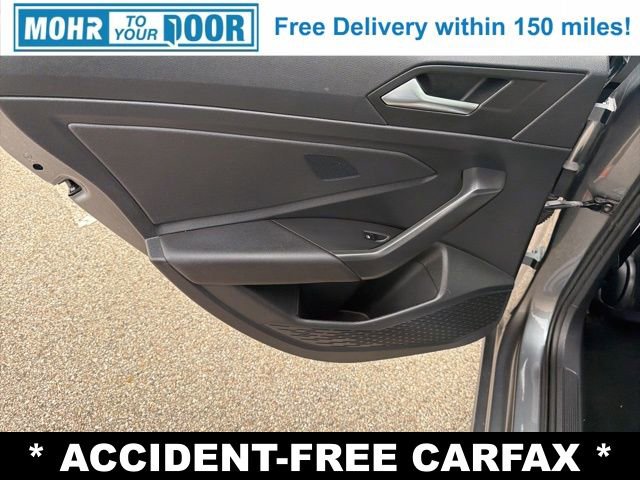 Used 2019 Volkswagen Jetta R-Line w/ R-Line Cold Weather Package image 30