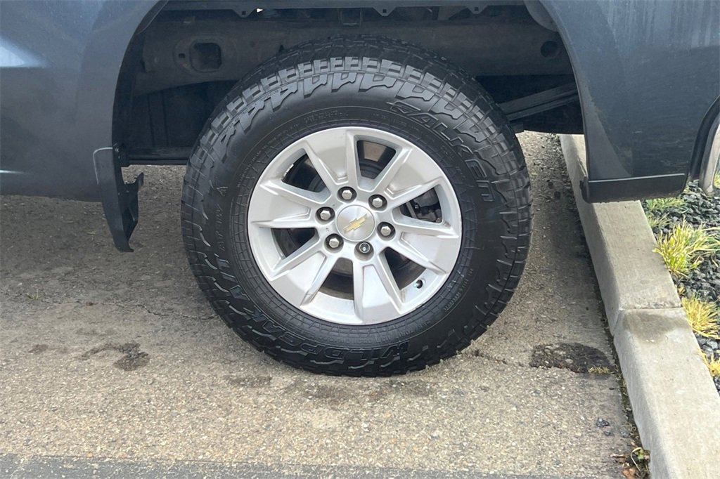 Used 2020 Chevrolet Silverado 1500 LT w/ All-Star Edition image 9