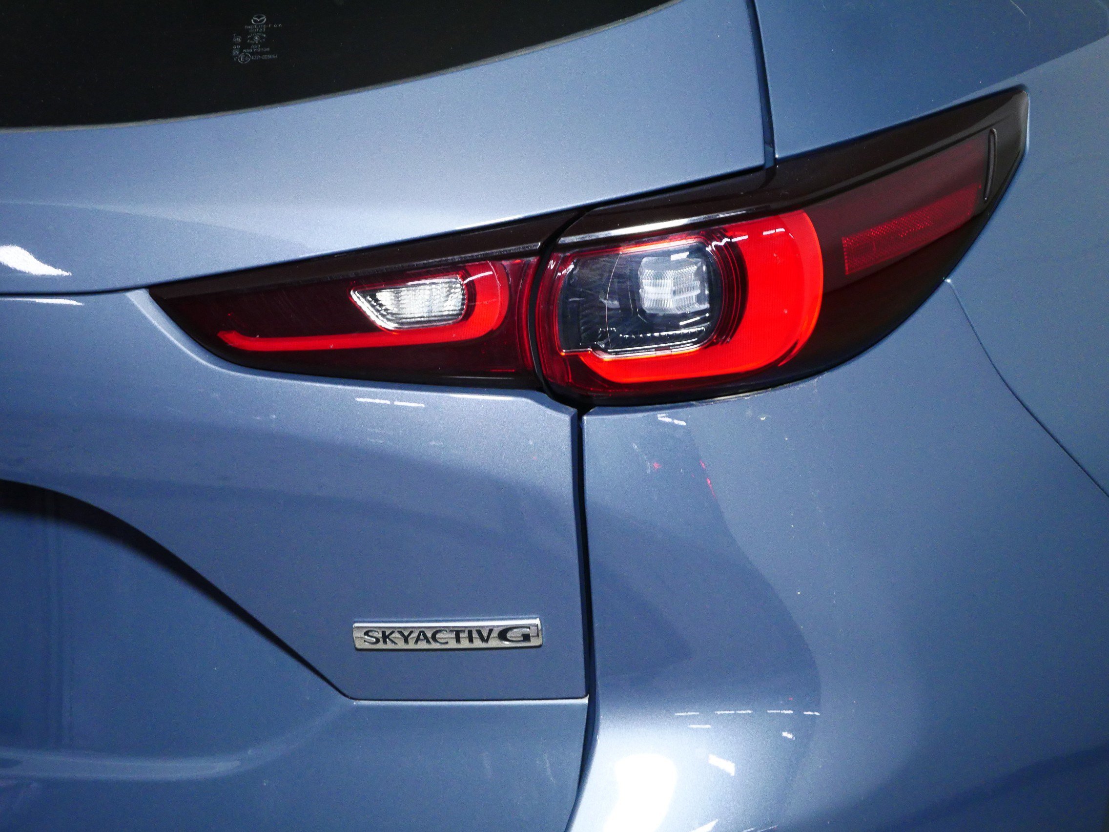 Used 2025 MAZDA CX-5 Carbon Edition image 17