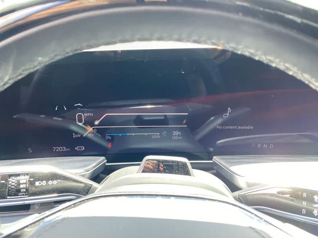 Certified 2025 Cadillac Escalade IQ Luxury 2 AWD/4WD image 27