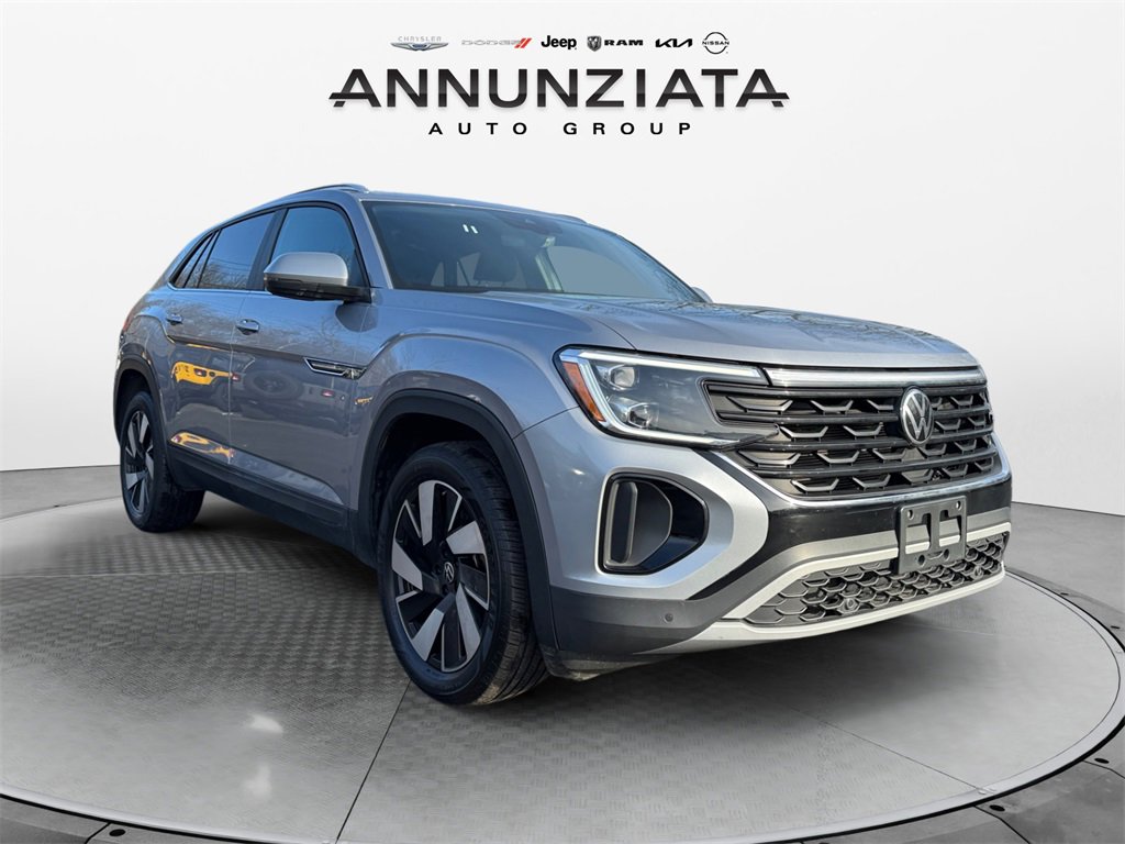 Used 2024 Volkswagen Atlas Cross Sport SE image 7