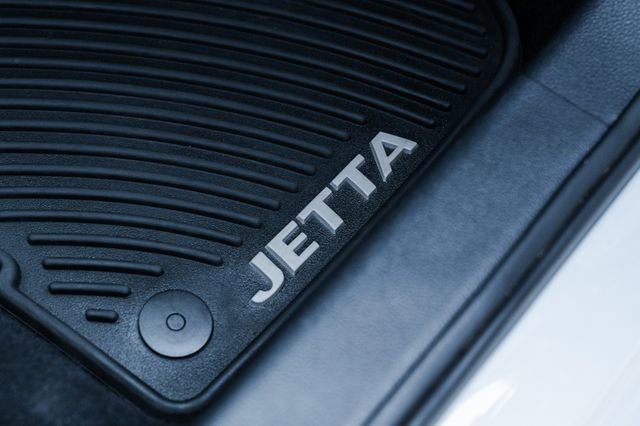 Used 2017 Volkswagen Jetta SE image 83