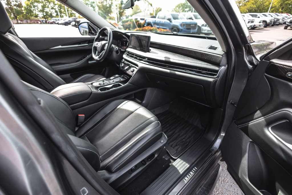 Used 2023 INFINITI QX60 Sensory AWD/4WD image 24