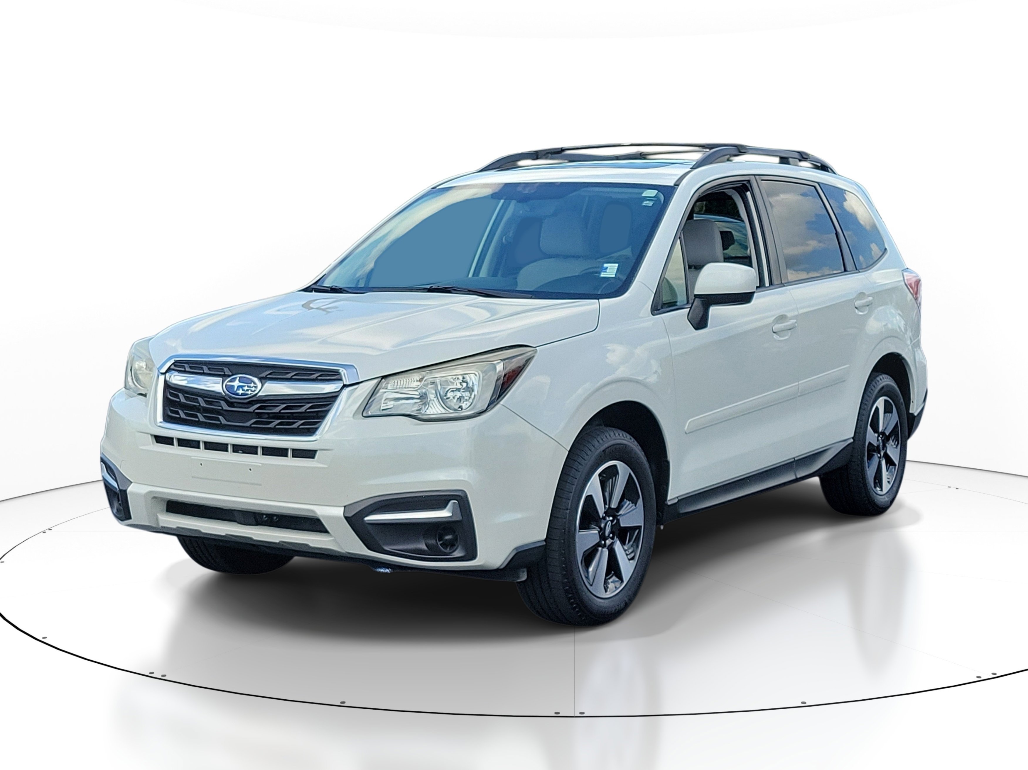 Used 2017 Subaru Forester 2.5i Premium image 3