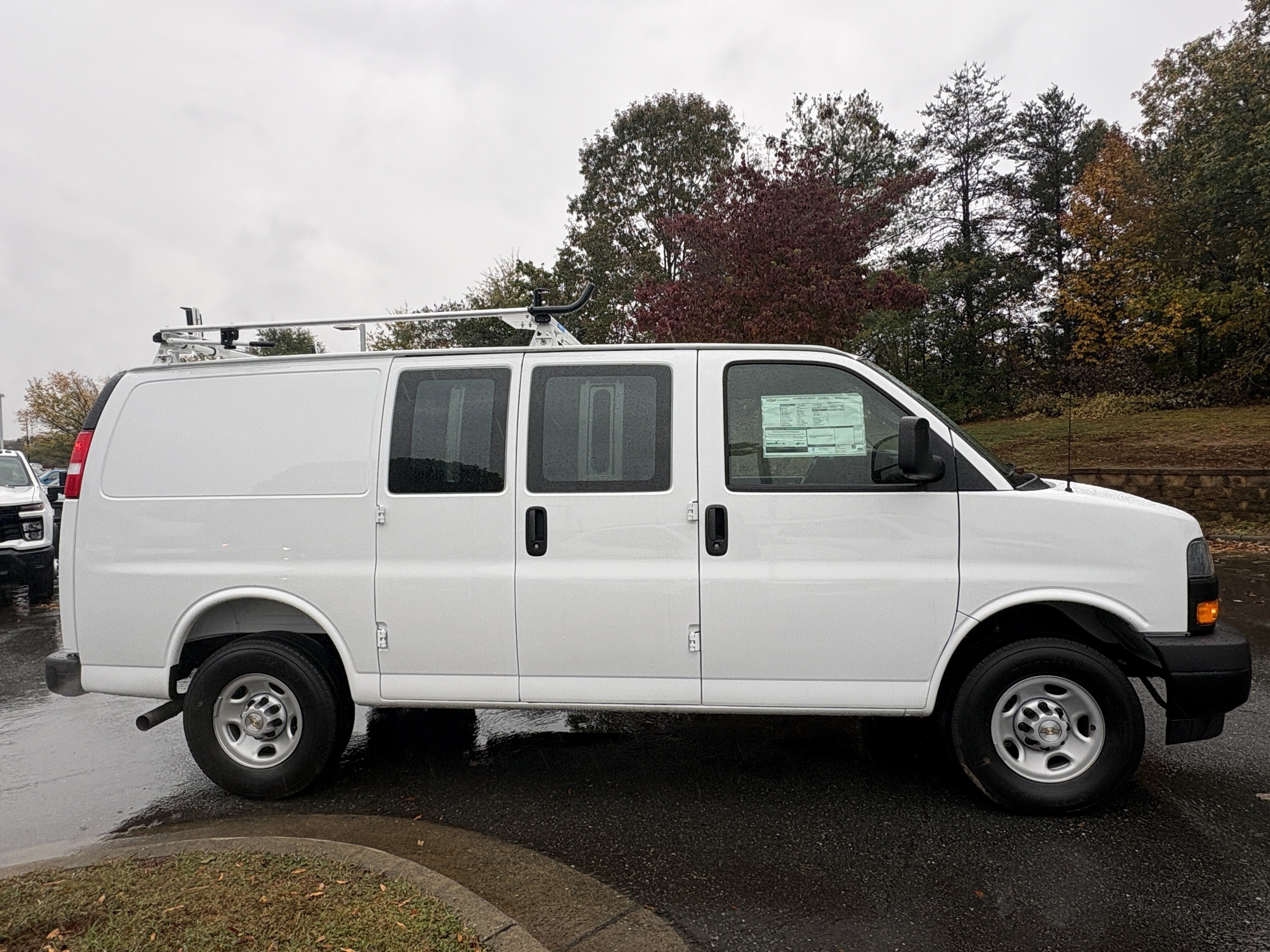 New 2025 Chevrolet Express 2500 w/ Driver Convenience Package image 6