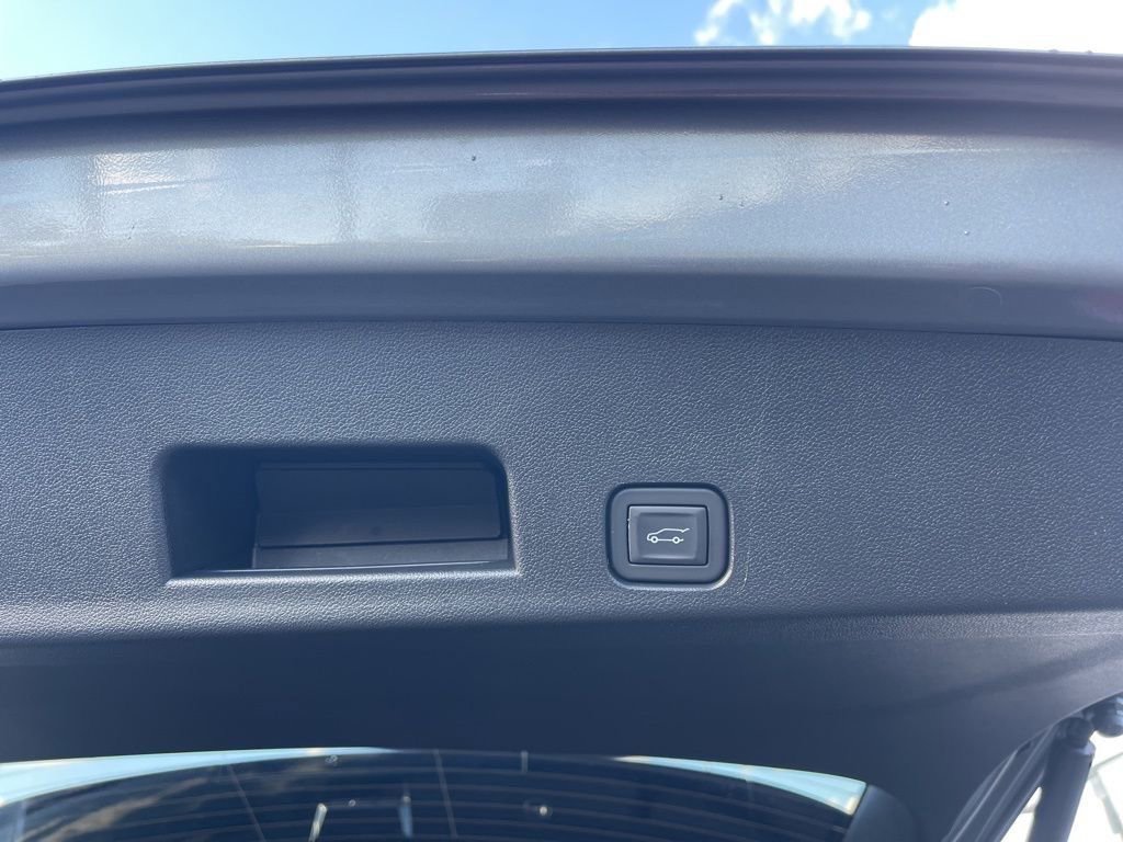 New 2026 GMC Acadia Elevation image 29