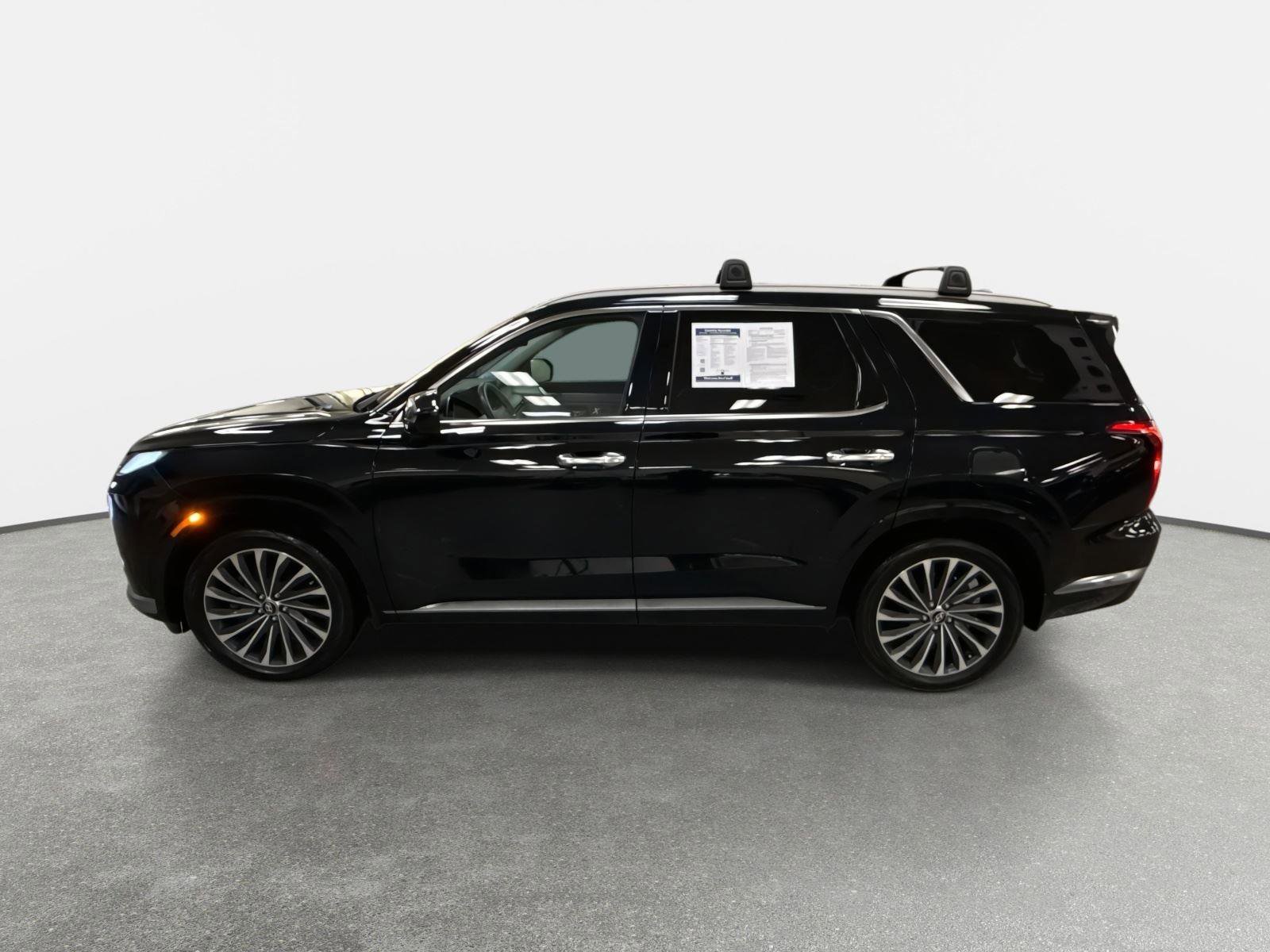 Used 2024 Hyundai Palisade Calligraphy image 8
