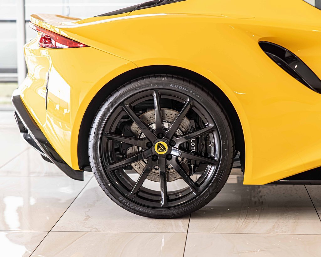New 2025 Lotus Emira image 11
