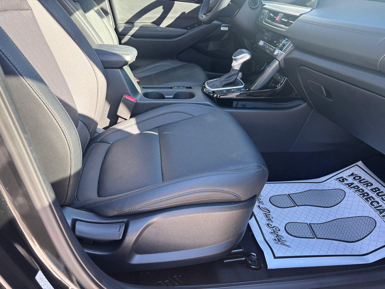 Used 2024 Kia Seltos SX w/ SX Sunroof Package image 15