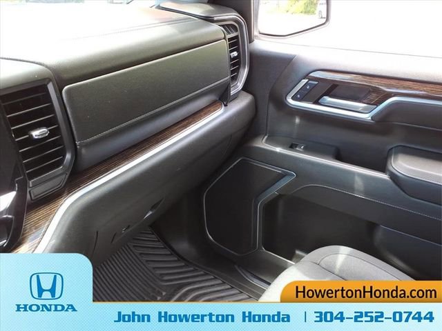 Used 2024 GMC Sierra 1500 Elevation w/ X31 Off-Road Package AWD/4WD image 18