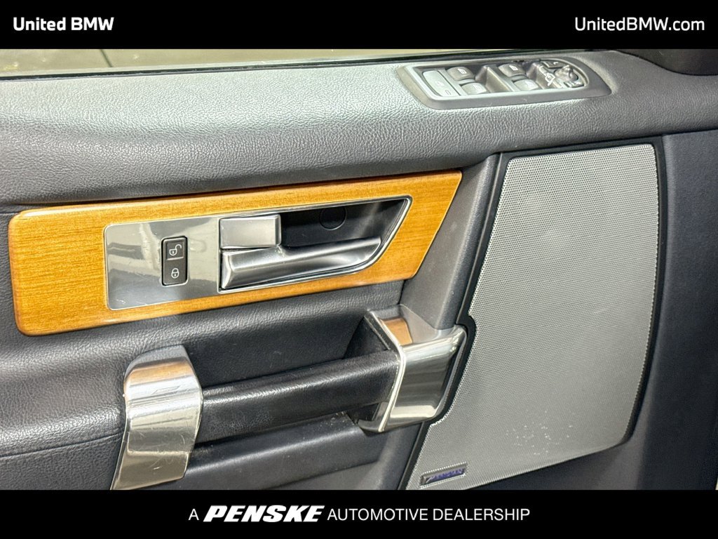 Used 2015 Land Rover LR4 HSE AWD/4WD image 10