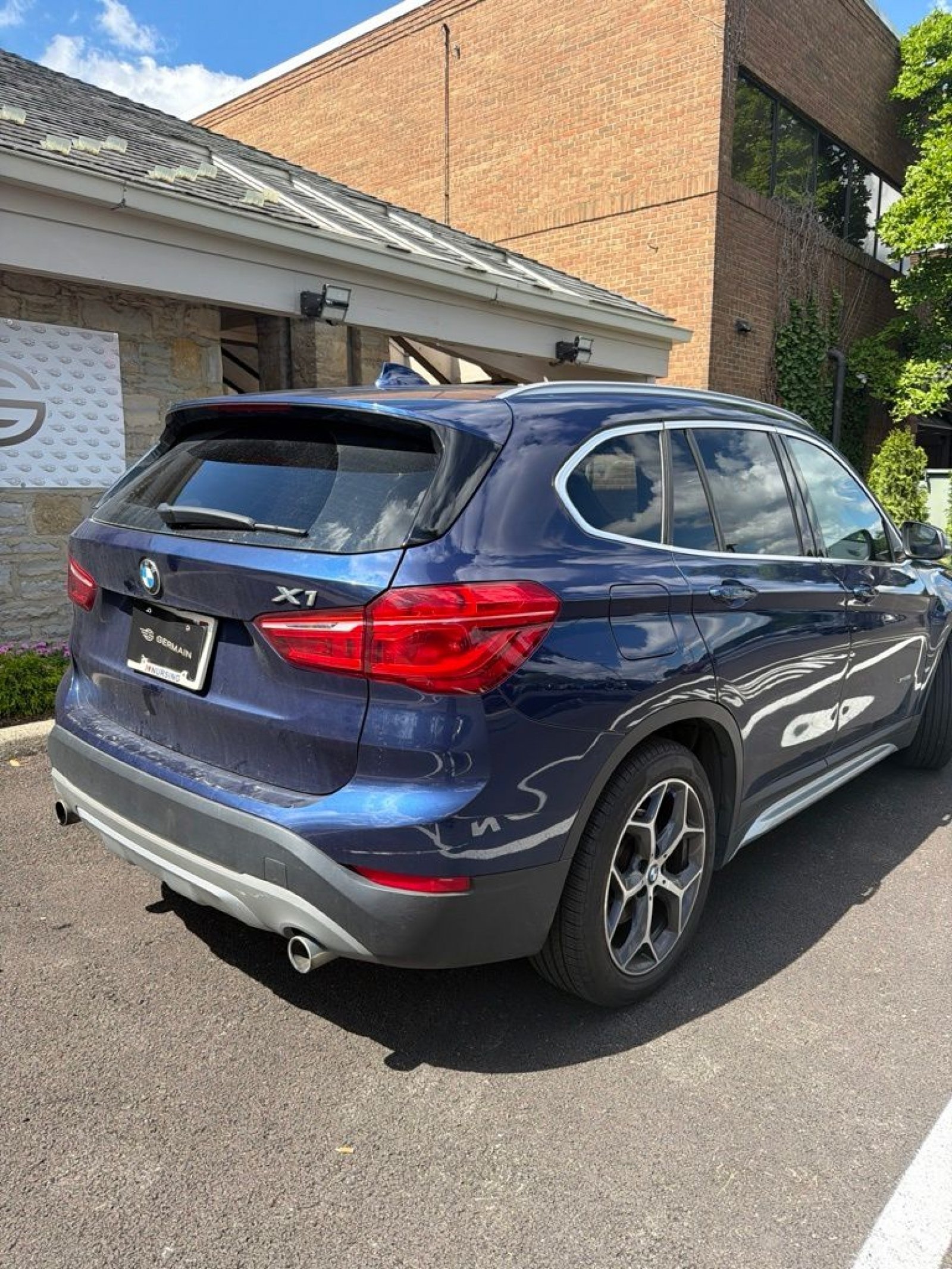 Used 2018 BMW X1 xDrive28i AWD/4WD image 5