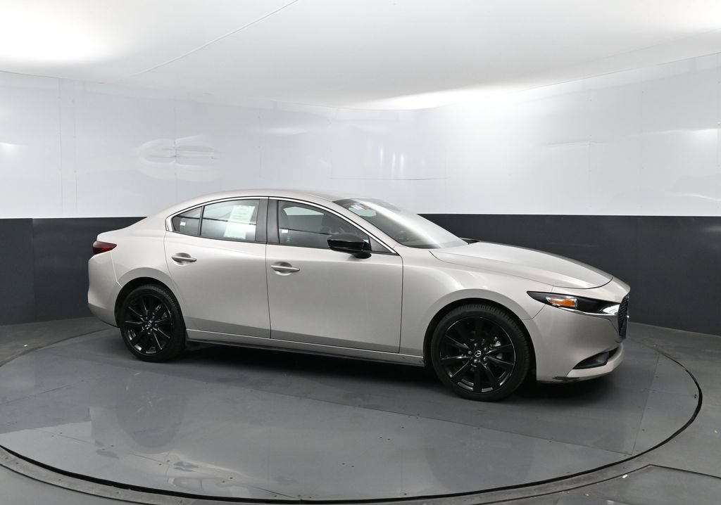 Used 2024 MAZDA MAZDA3 s FWD image 4