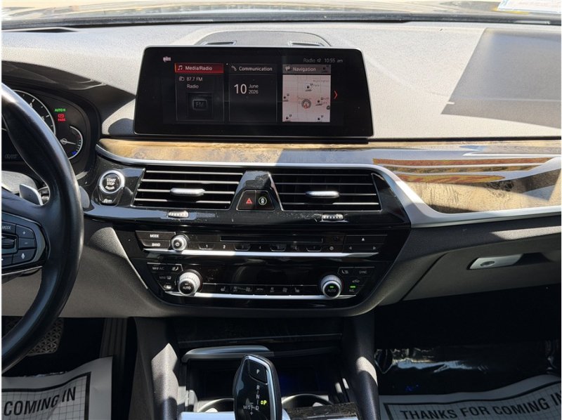 Used 2019 BMW 540i w/ Convenience Package RWD image 43
