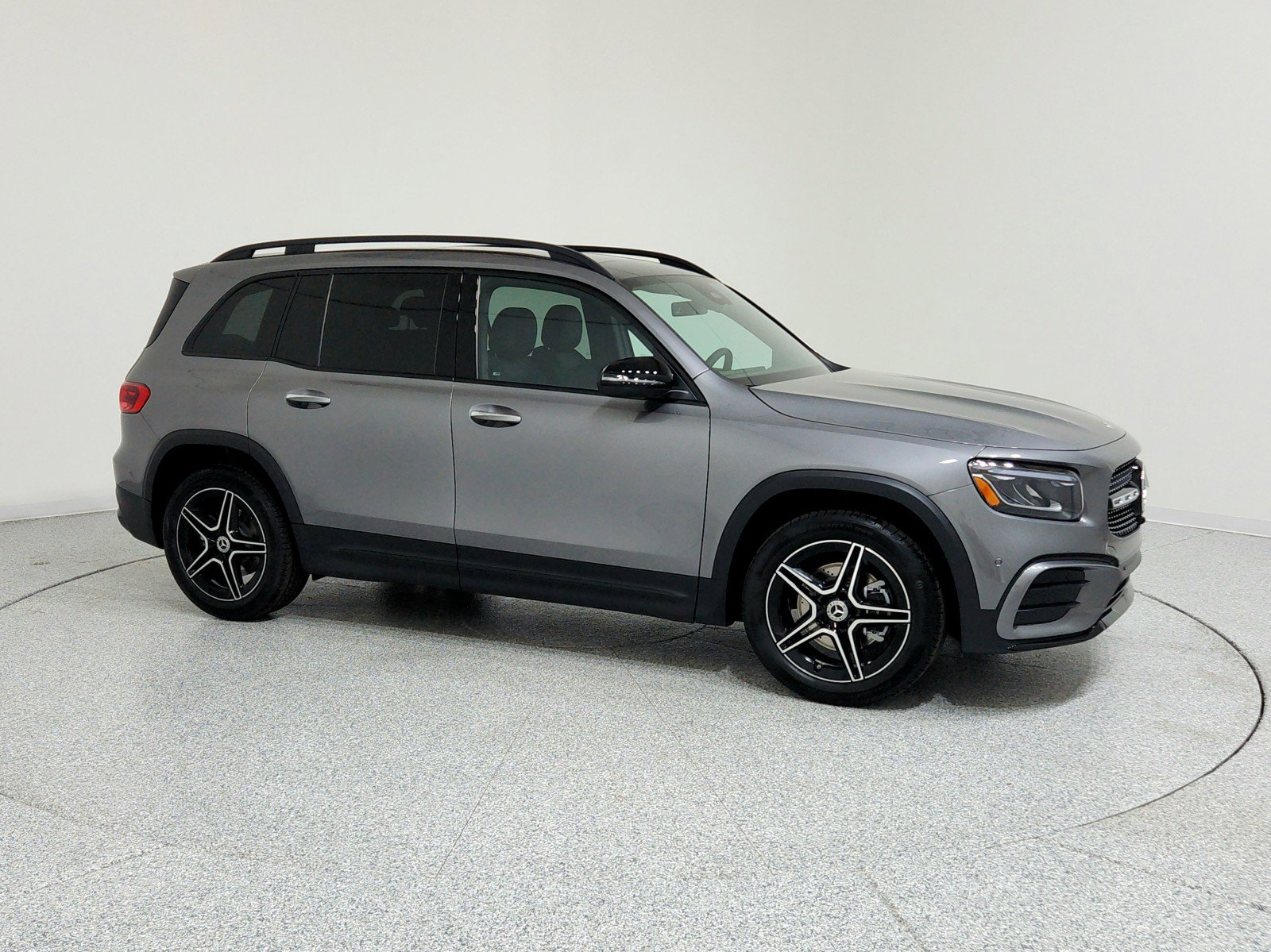 New 2026 Mercedes-Benz GLB 250 image 5