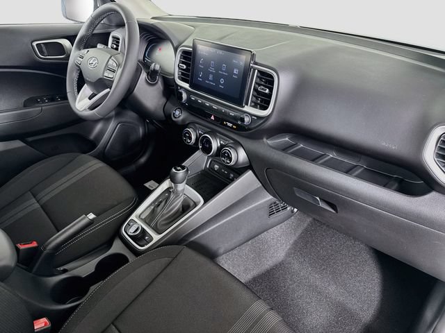 New 2026 Hyundai Venue SEL FWD image 30
