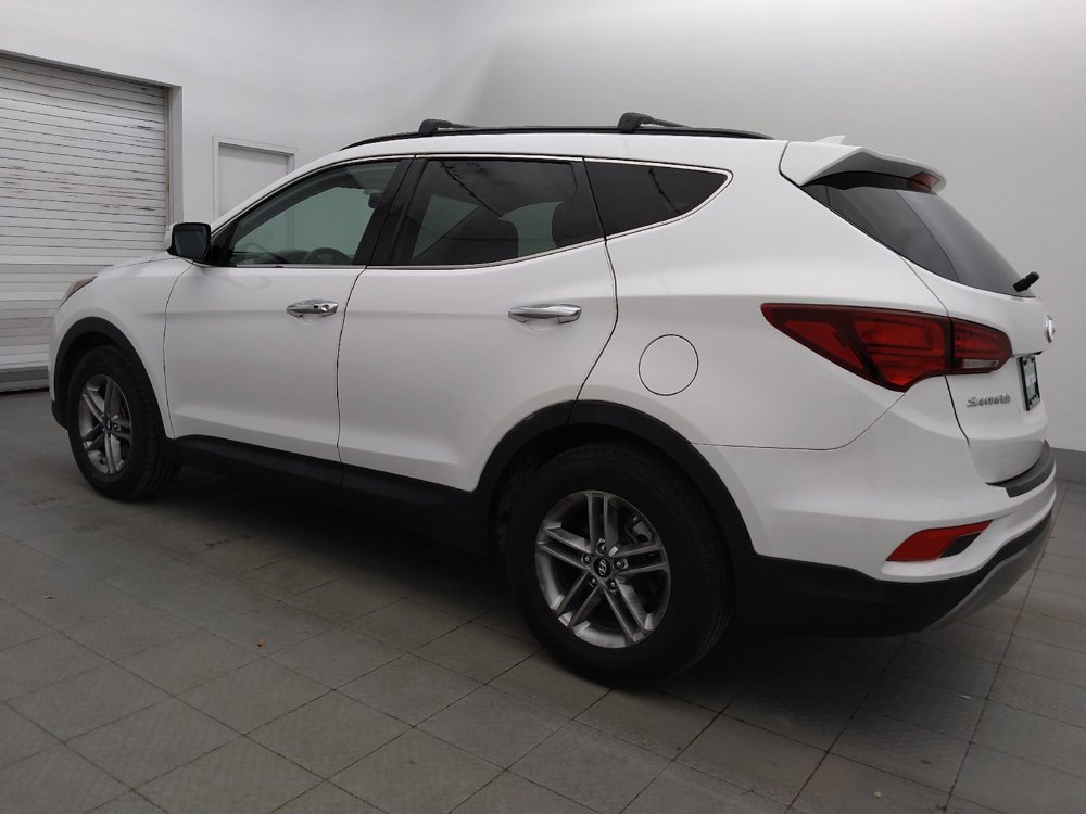 Used 2018 Hyundai Santa Fe Sport FWD image 3