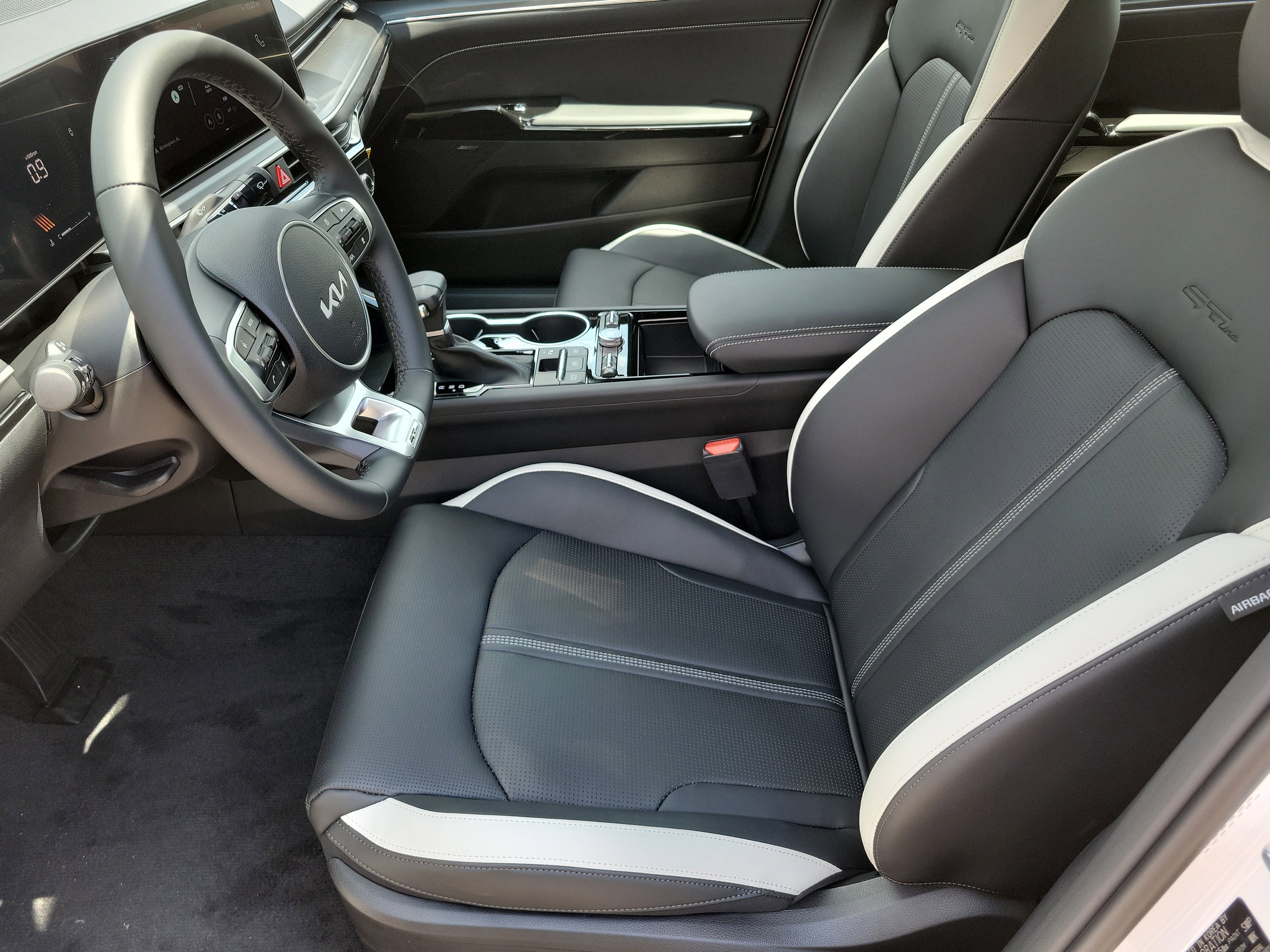 New 2026 Kia K5 GT-Line FWD image 3