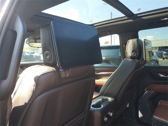 Used 2023 GMC Yukon Denali Ultimate image 27