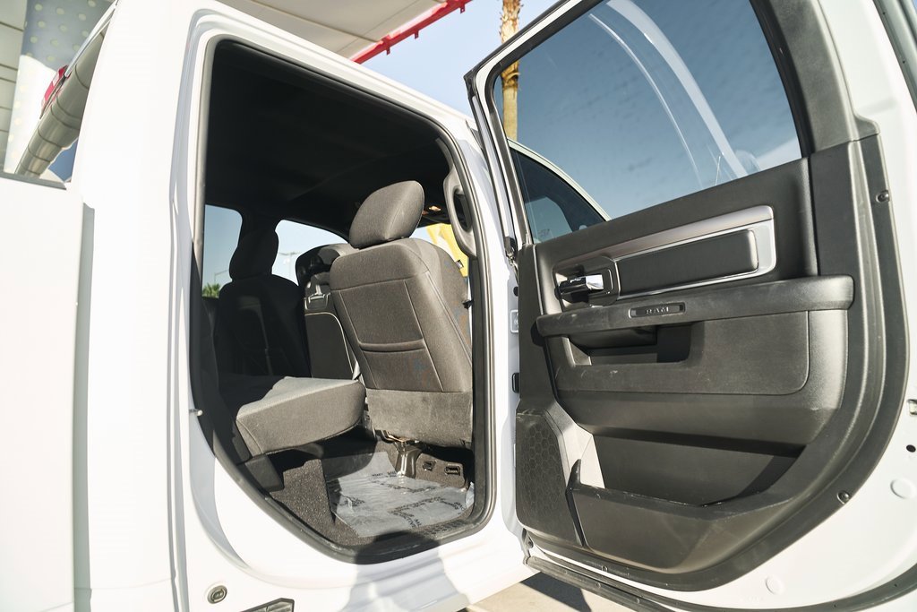 Used 2024 RAM 1500 Classic Warlock image 16