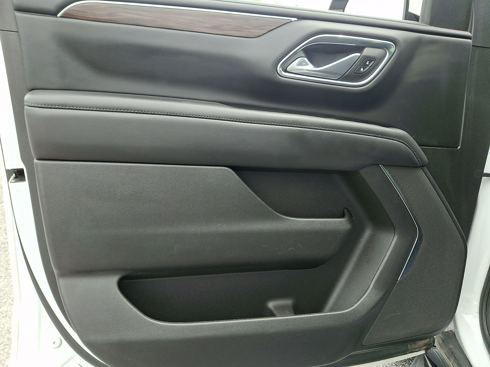 Used 2022 Chevrolet Tahoe LS AWD/4WD image 13