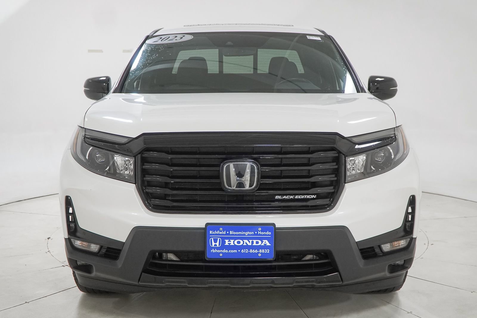 Used 2023 Honda Ridgeline Black Edition image 3