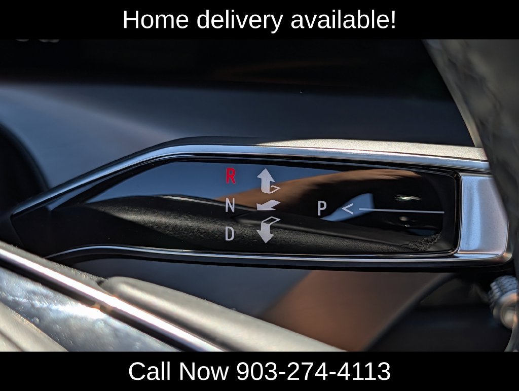 Used 2026 Cadillac Vistiq Platinum AWD/4WD image 21