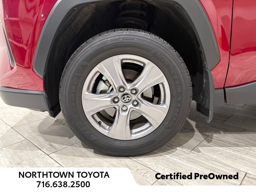 Used 2025 Toyota RAV4 XLE w/ Convenience Package image 35