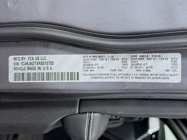 Used 2024 Jeep Grand Cherokee L Overland w/ Advanced Protech Group III image 33