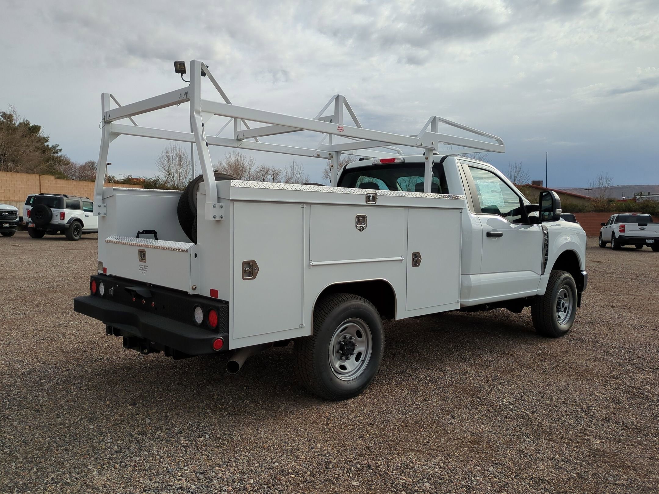 New 2026 Ford F250 XL w/ XL Chrome Package image 3