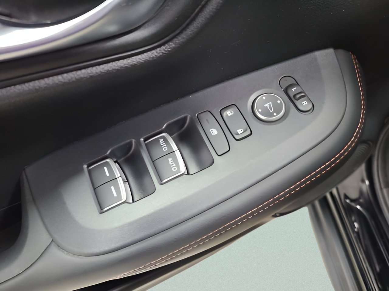 Used 2023 Honda HR-V Sport image 20
