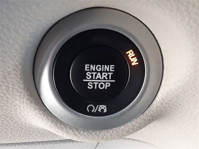 Certified 2021 Chrysler Pacifica Touring-L image 19