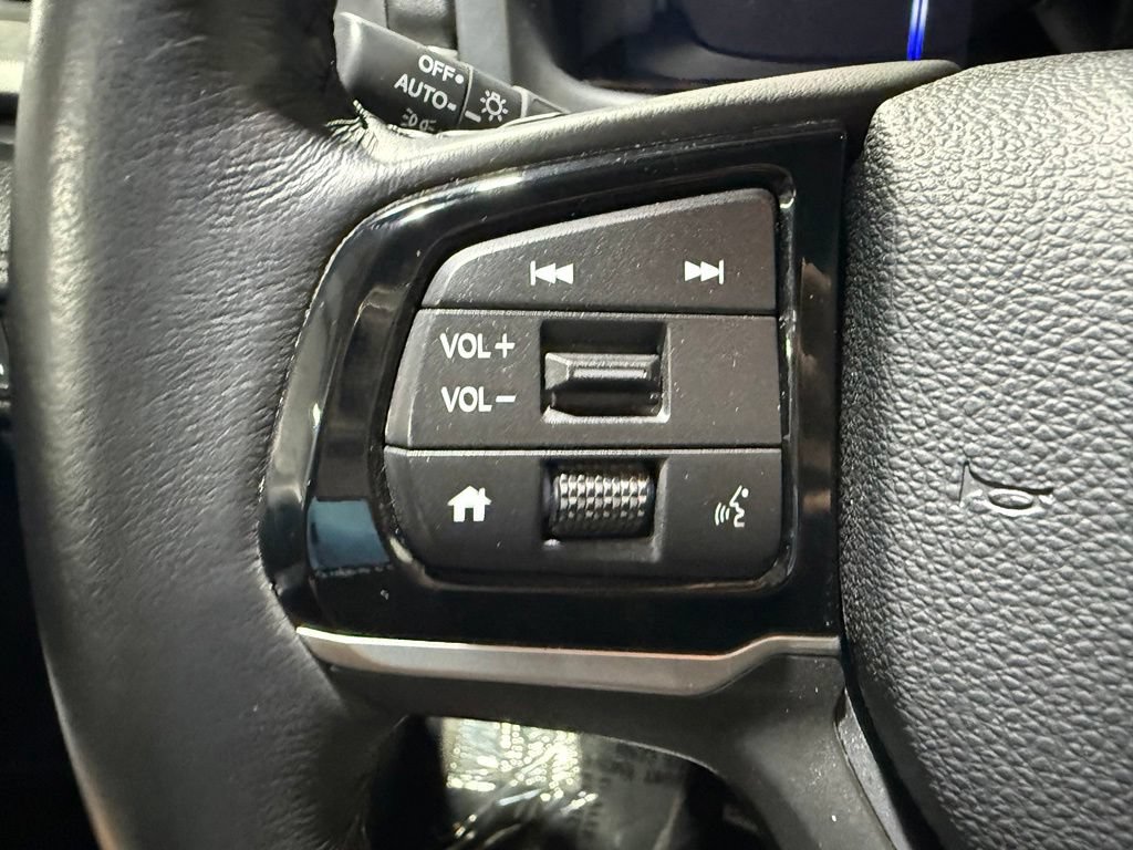 Used 2025 Honda Odyssey EX-L image 17