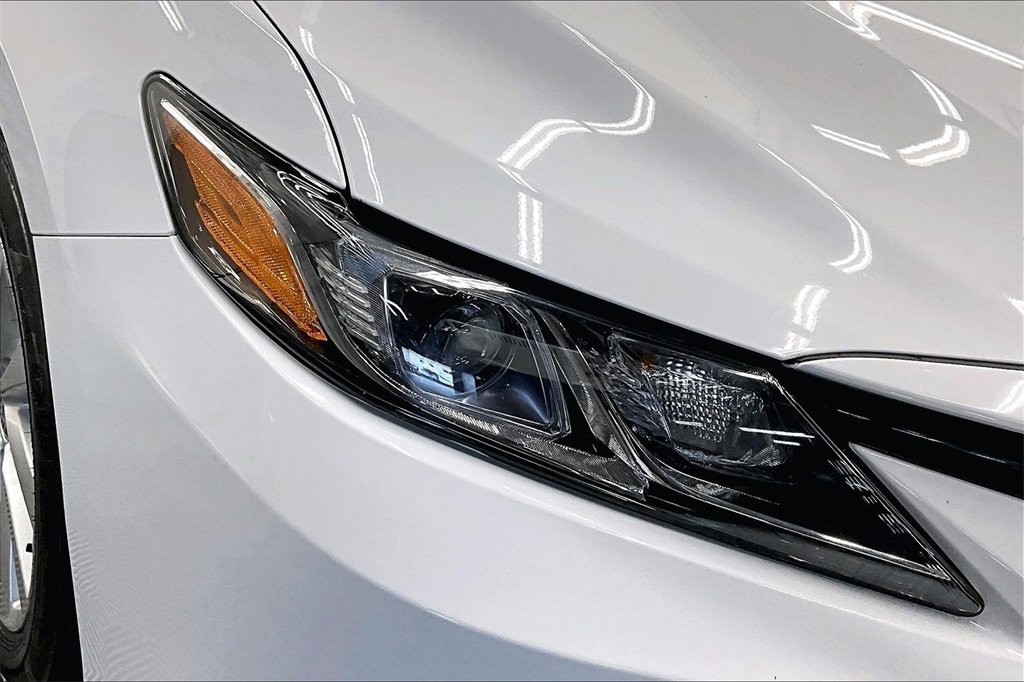 Used 2024 Toyota Camry LE image 26