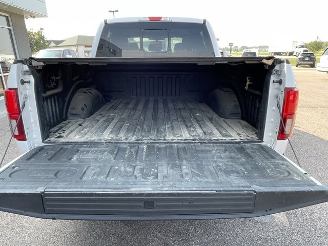 Used 2019 Ford F150 Lariat image 9