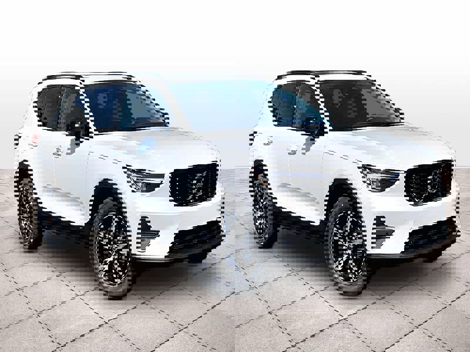 New 2026 Volvo XC40 B5 Core w/ Climate Package image 2