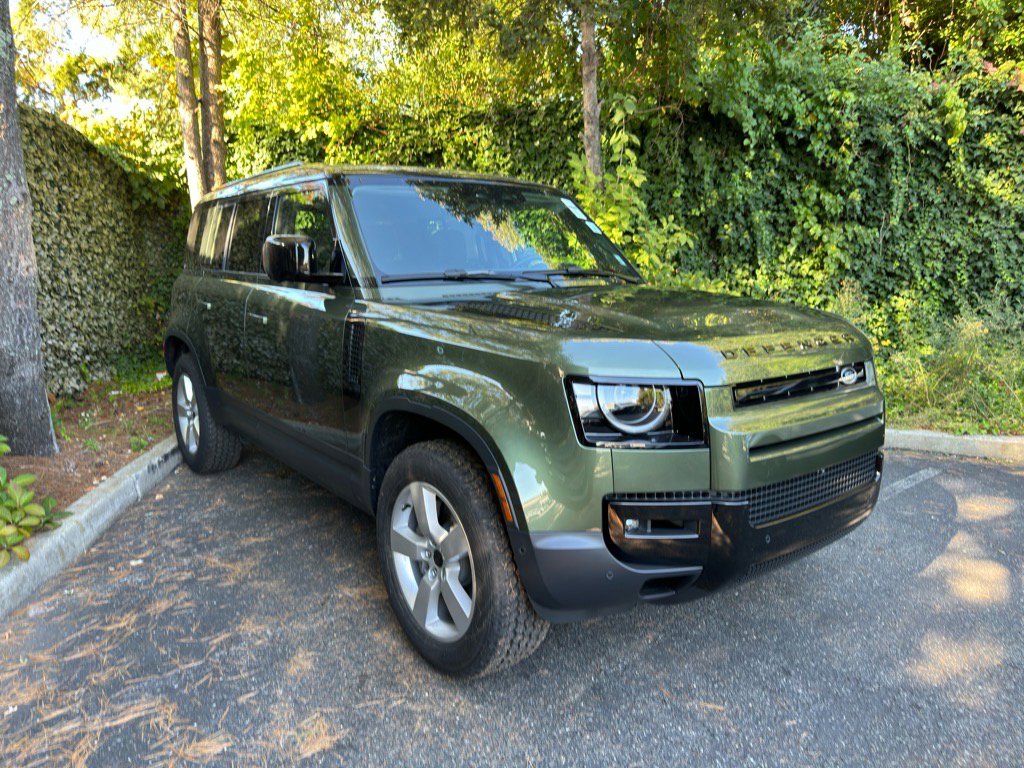 New 2026 Land Rover Defender 110 S image 3
