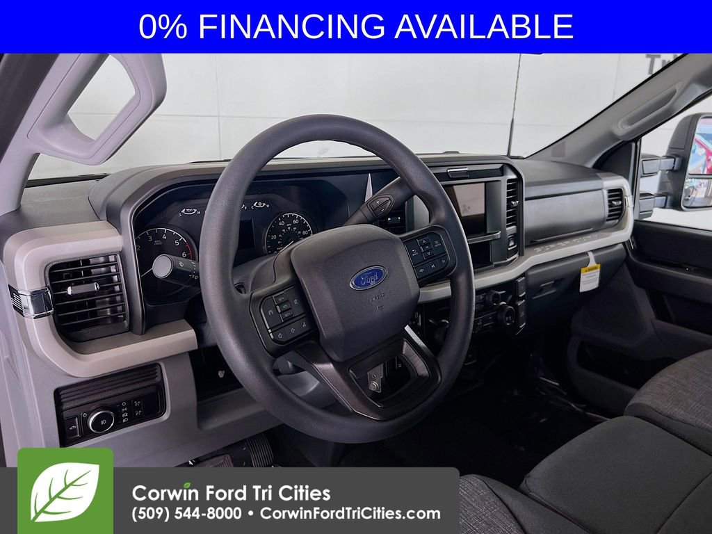 New 2026 Ford F250 XLT image 3