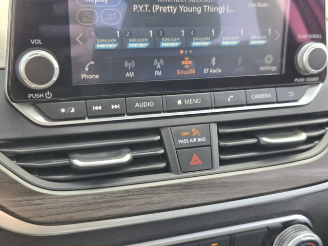 Used 2025 Nissan Altima 2.5 SV image 23